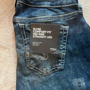 Women’s Silver Jeans NWT Sz 29/31